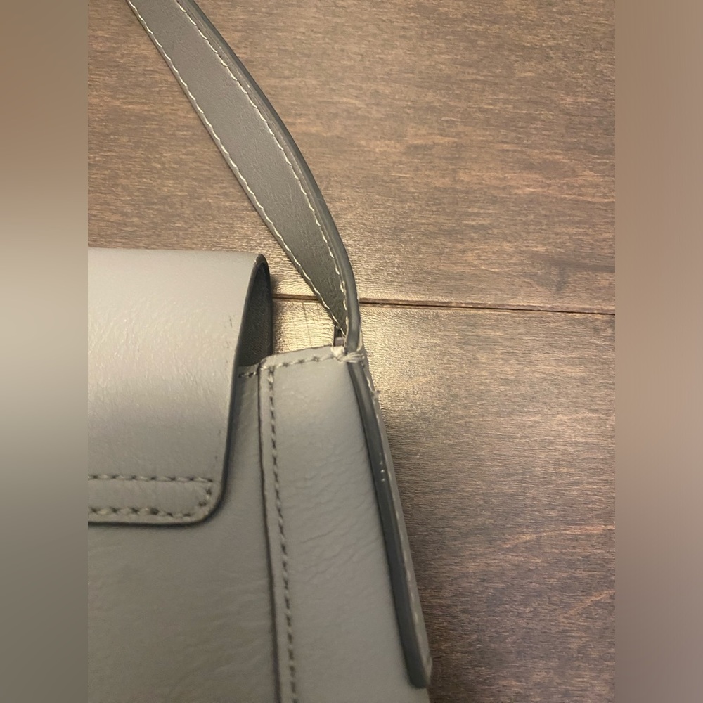 GAP Satchel - Picture 3 of 10